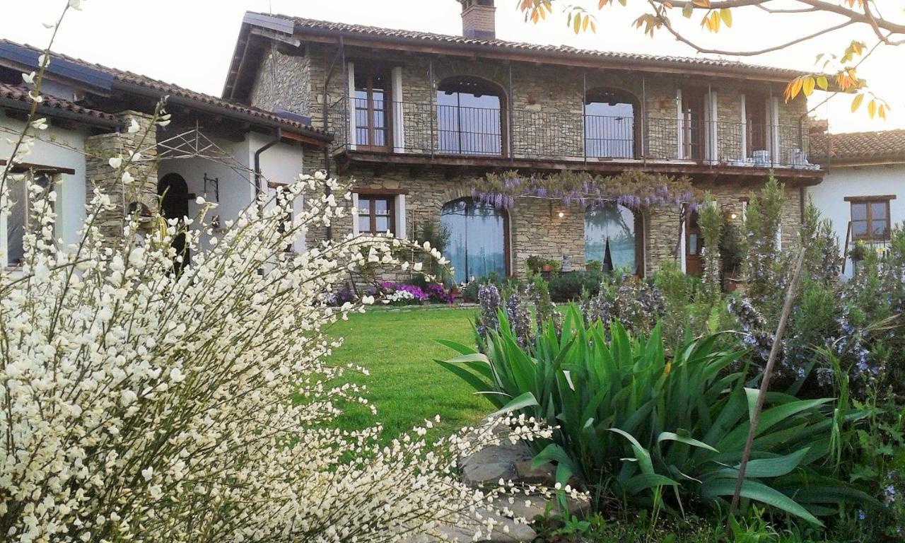 Magiche Langhe Bed & Breakfast Paroldo Eksteriør bilde