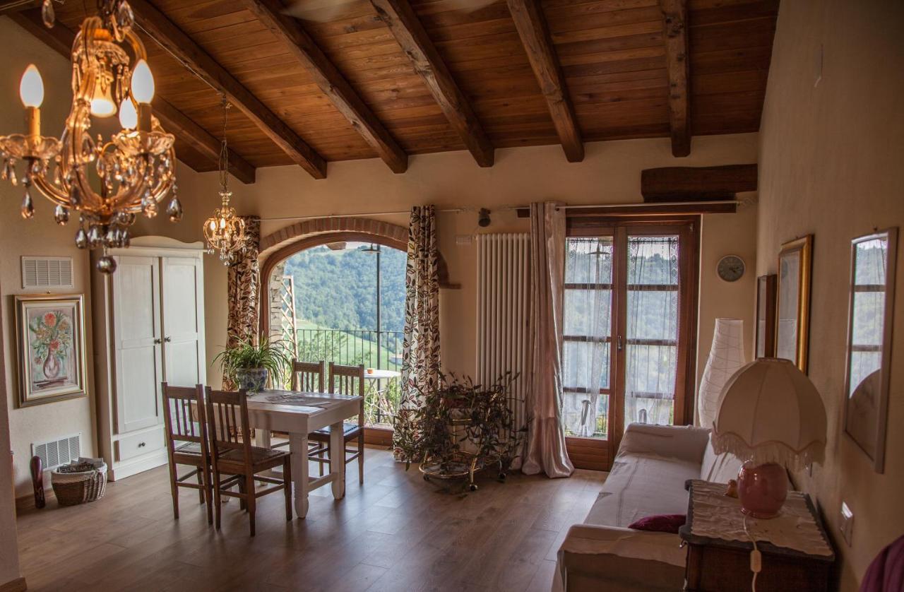 Magiche Langhe Bed & Breakfast Paroldo Eksteriør bilde