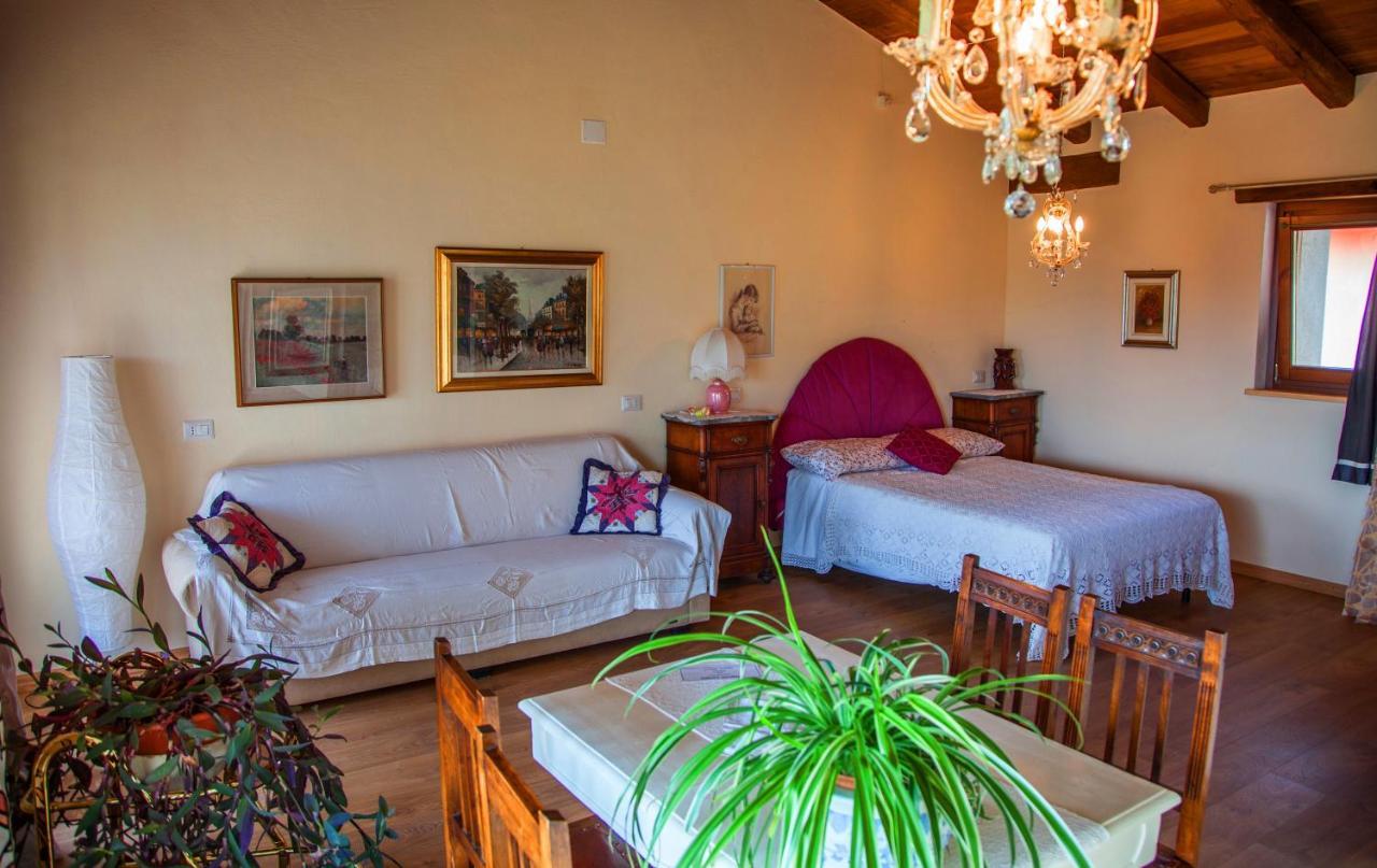 Magiche Langhe Bed & Breakfast Paroldo Eksteriør bilde