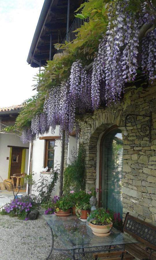 Magiche Langhe Bed & Breakfast Paroldo Eksteriør bilde